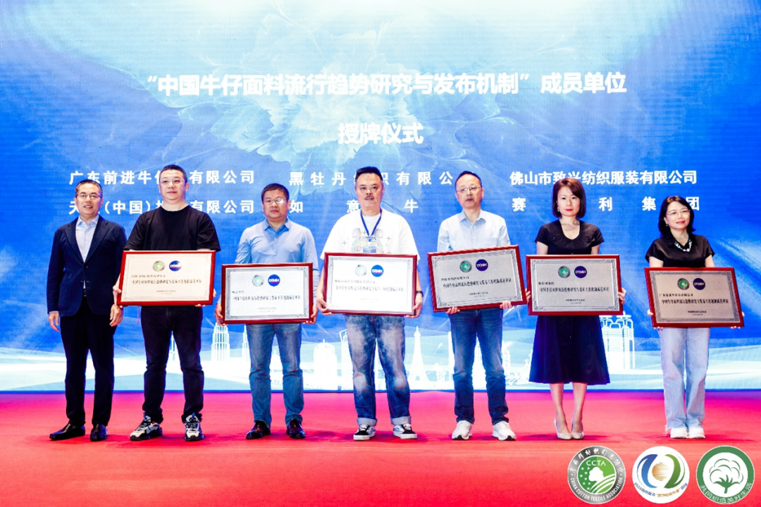 f522c5f32b8fc79a93567c1636dede49.png